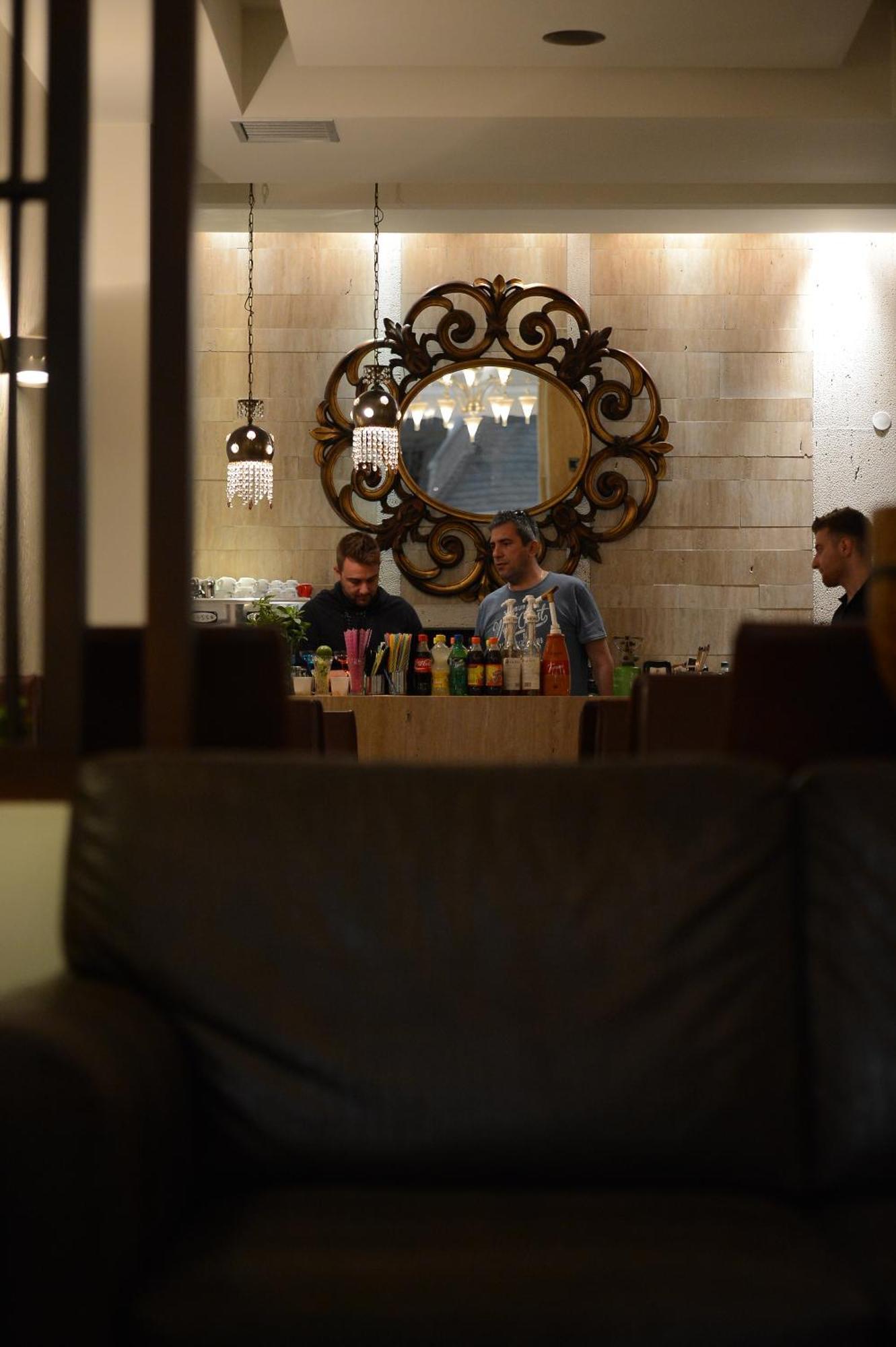 Central Hotel Paralía Zewnętrze zdjęcie